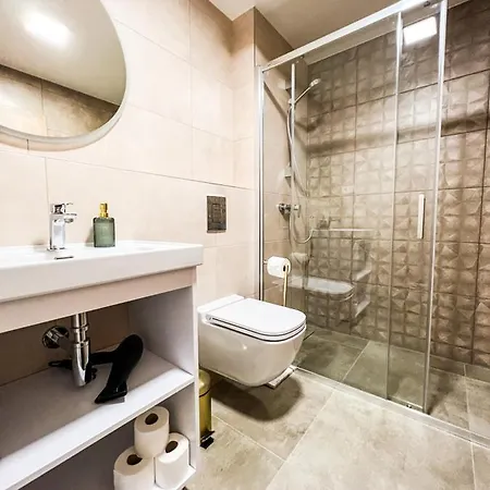 Penthouse Kubinska Hola Appartamento